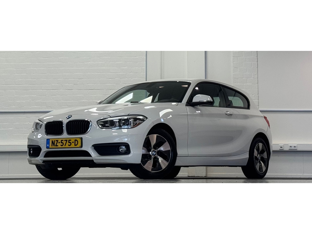 BMW 1 Serie 118i Executive Sport-Line 2e Eigenaar LED Navi Cruise controll 51977328-0.jpg | van den Boog Automotive