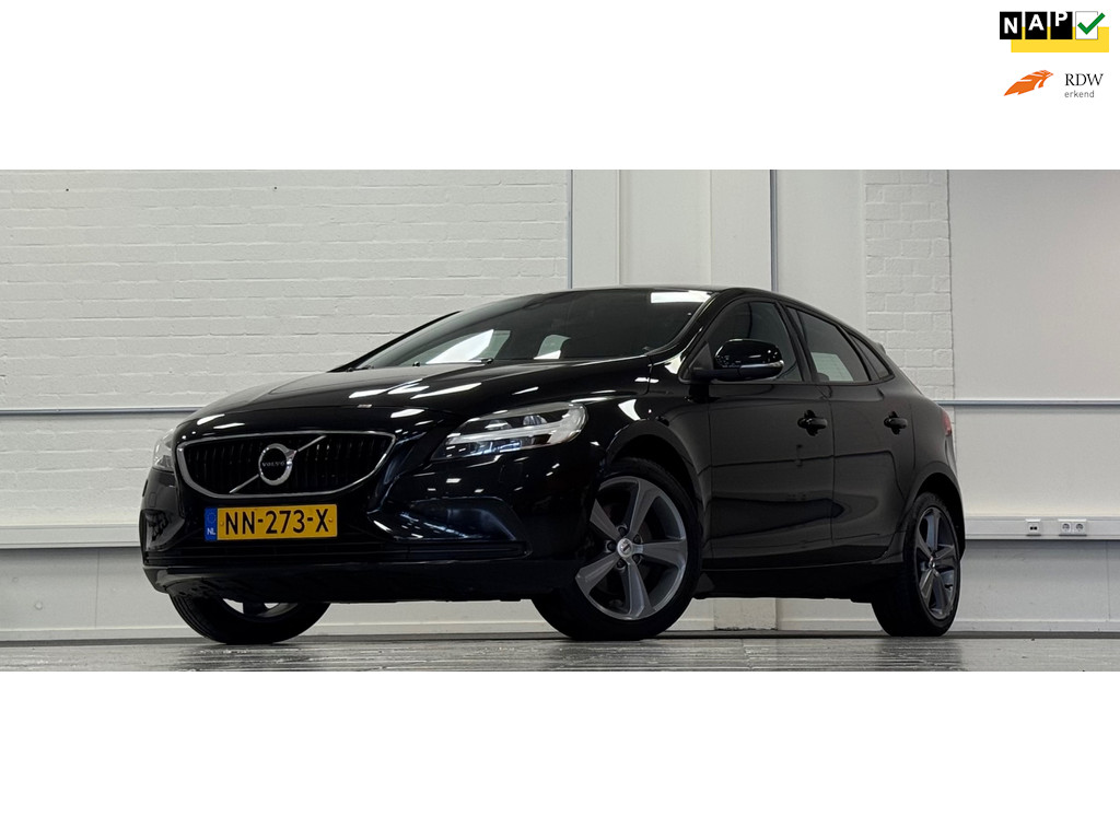 Volvo V40 2.0 T3 Nordic+ 100% Dealer onderhouden Trekhaak Navi LED Half/leer Mooi! 52425525-0.jpg | van den Boog Automotive