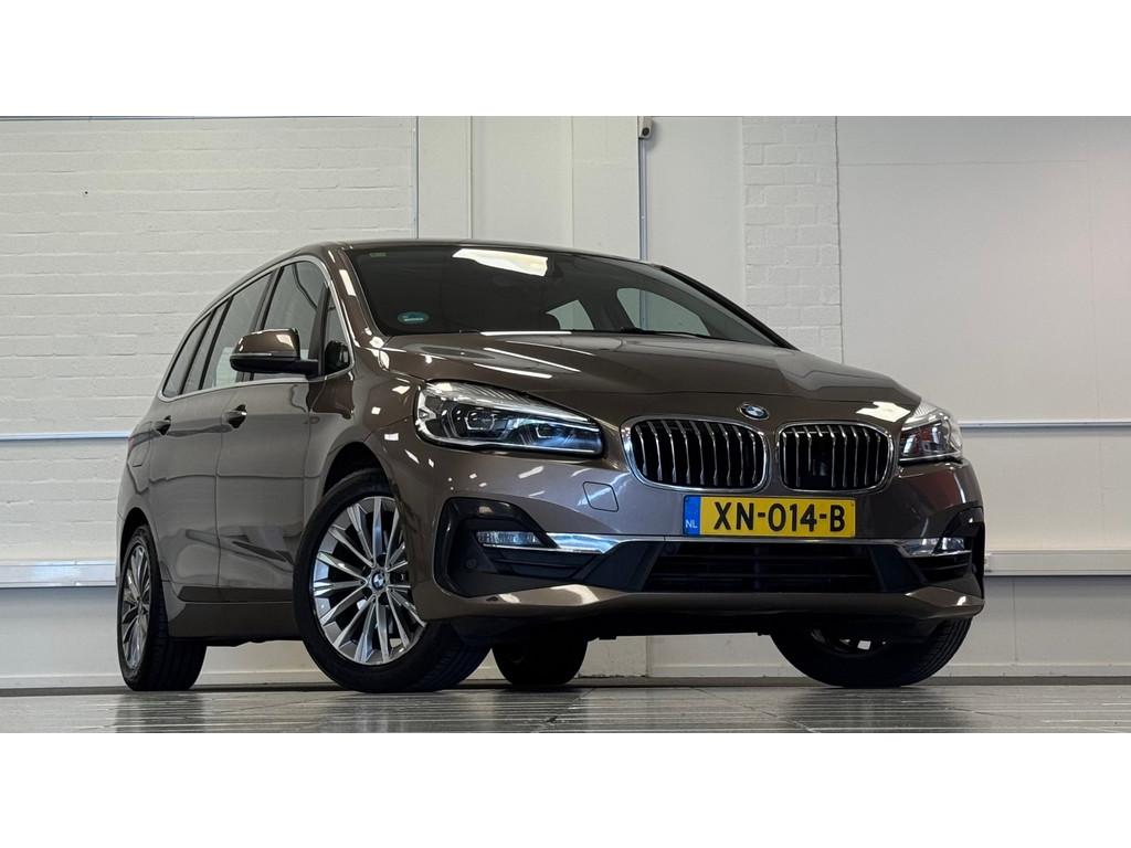 BMW 2 Serie Gran Tourer 216i Executive Edition 2e Eigenaar Trekhaak Lerenbekleding 53207550-0.jpg | van den Boog Automotive