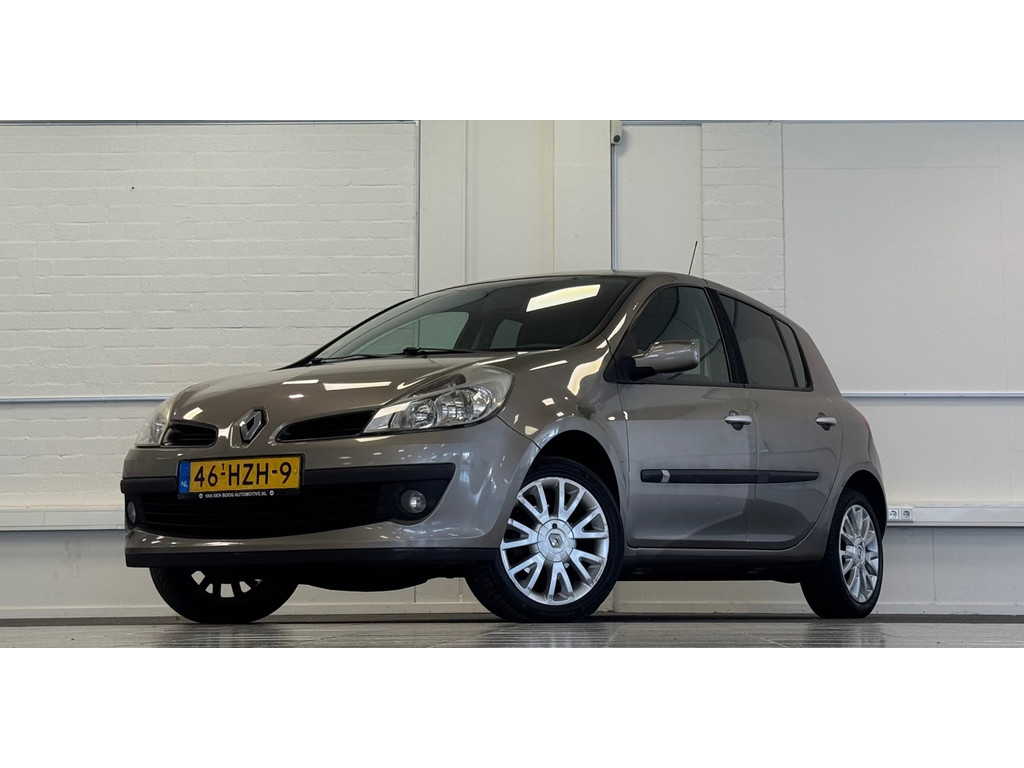 Renault Clio 1.2 TCE Collection Airco NAP 100% onderhouden 53721456-0.jpg | van den Boog Automotive